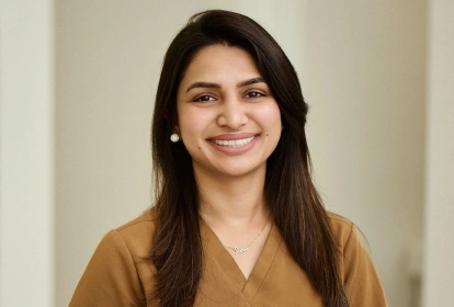 Portrait of Riddhi, Registered Dental Assistant and Oral Care Pro at Ro Dental Group in Calgary, AB.